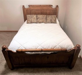 Very Nice Queen Wood Bed Frame / Pillow-top Mattress & Box Spring In Great Shape!
