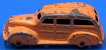 Vintage Tootsie Toy Station Wagon - (A2)