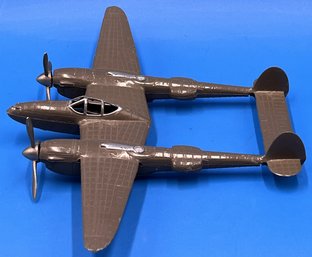 Vintage Huble P-38 Lightening Metal Airplane - (TR6)