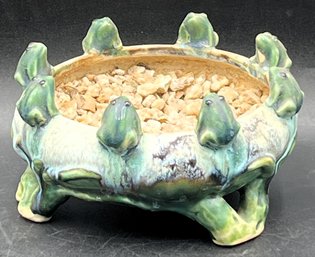 Ceramic Circle Of Frogs Planter Decor - (B)