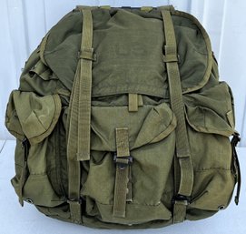 US Military Nylon Field Backpack 1970's Era - (C1)