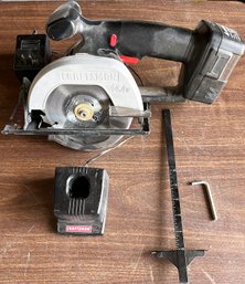Craftsman 14.4 Volt Cordless Trim Saw With Charger/battery In Case