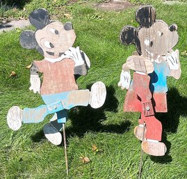 Vintage Wood Mouse Lawn Decor - (G)