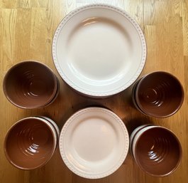 Dinnerware Made In Portugal, Service For 8 - (K)