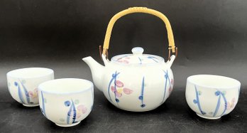 Tea Pot With 3 Cups - (DRH)