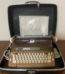 Vintage SMITH-CORONA Coronet Automatic 12 Electric Typewriter In Case