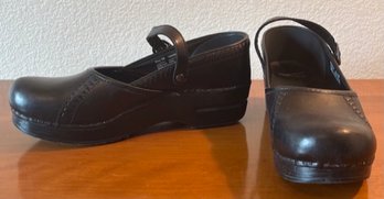 NEW Dansko Shoes 'Marah'  - Women's Size 8 / 39 (S2)