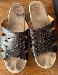 Dansko Sandals 'Suzy' - Women's Size 8 / 39 (S14)