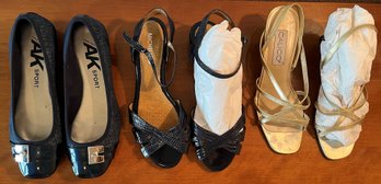 Dress Shoes - Women's Size 8  (S26)