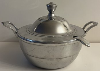 Metal Wilton Tureen - (FR)