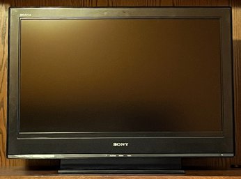 SONY Bravia 32 Inch LCD HDTV Television With Remote Model: KDL-32S3000 - (UBR3)