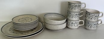 Vintage Temper Ware Dishes - (B6)