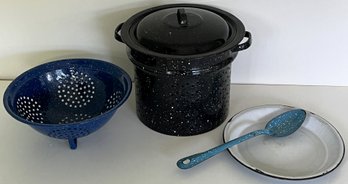 Vintage Enamelware Bundle - (b9)