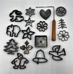 Vintage Metal Rosette Lot Of 15 Iron Molds & Handle