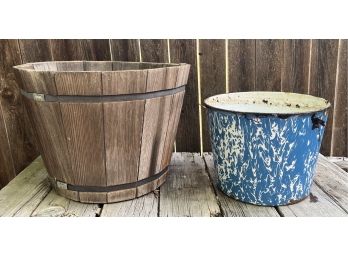 2 Vintage Planters