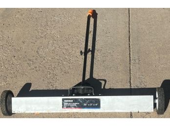 Heavy Duty Magnetic Sweeper