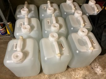 Food Grade 5 Gallon Water Jugs