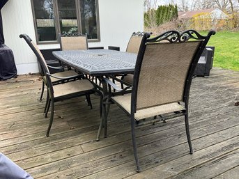Cast Aluminum Outdoor Patio Table And Chairs