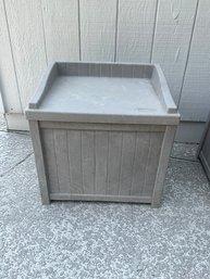 Suncast Outdoor Storage Bin