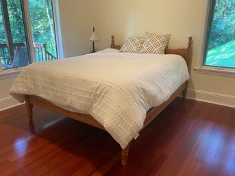Solid Oak Queen Size Bed