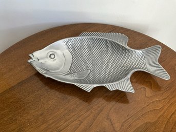 Cast Craft Fish Platter