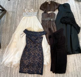 Grouping Of Womens Size 6 Gowns And Dresses