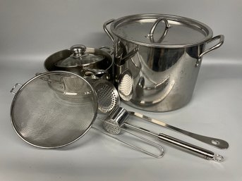 Grouping Of Kitchen Cookware
