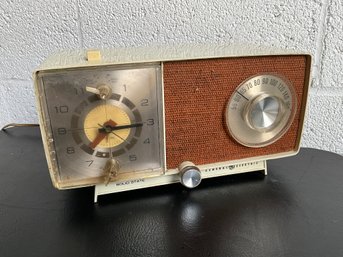 General Electric Retro Radio/clock