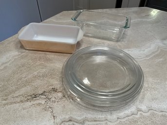 Grouping Of Pyrex Bread And Pie Baking Dishes