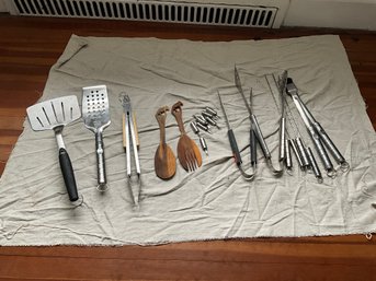 Grouping Of Grilling Utensils Incl. Salad Servers