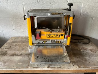 Dewalt Planer DW734