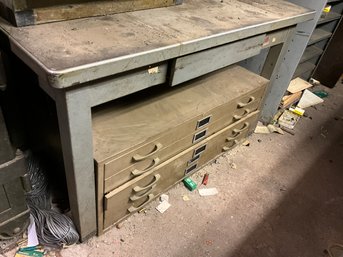 Metal Work Table Incl. Five-drawer Organizer