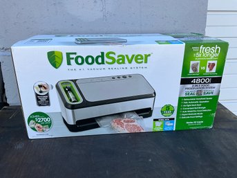 FoodSaver Vacuum Sealing System - NEW