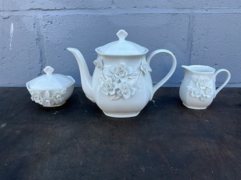 Vintage I. Godinger Co Teapot, Sugar Bowl And Creamer