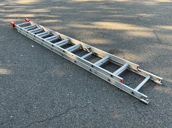 20ft Werner Extension Ladder - Model No. D-1120-2 Includes Mitts