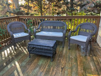 Outdoor Patio Lounge Suite