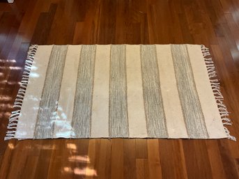 Hand-knotted Area Rug