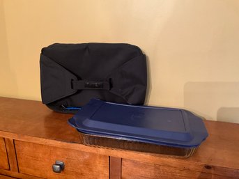 Pyrex Hot/cold Dish Carrier