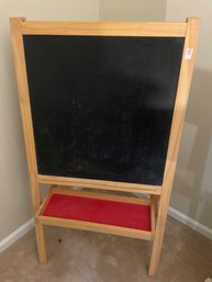 Kids Chalkboard/Whiteboard Easel