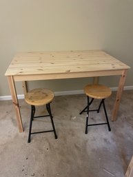 IKEA Kids Craft Table Incl. Stools