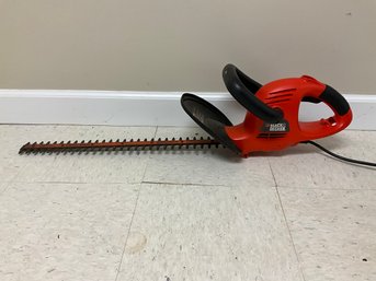 Black And Decker Hedge Trimmer