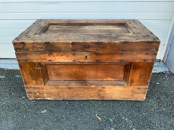 1900s Primitive Wood Trunk