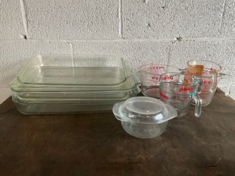 Grouping Of Pyrex Glass Ware