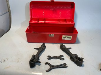 2 Monument Cast Iron Specialty  Vises