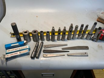 Nice Grouping Of Morse And Jacobs Taper Adapters