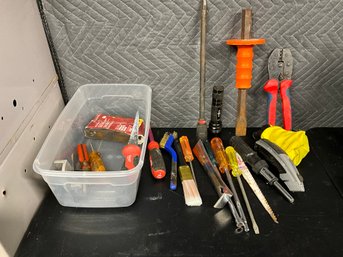 Grouping Of Miscellaneous Hand Tools