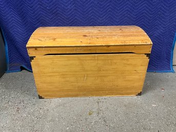Wood Dome Top Trunk