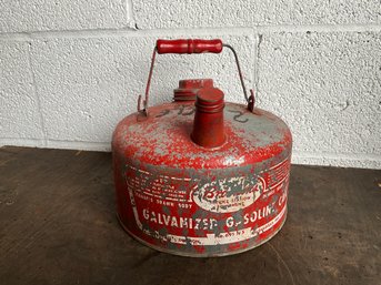 Vintage Galvanized Gas Can - No. 691 NS