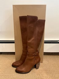 UGG W Claudine Tall Boot - Size 8 1/2