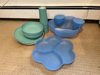 Grouping Of Reusable Plates, Cups And Tubberware